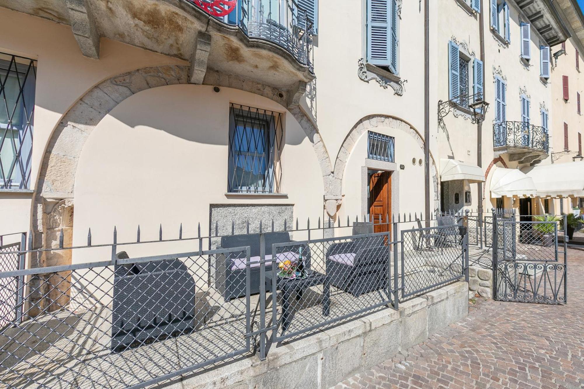 Aparthotel Arona Zewnętrze zdjęcie